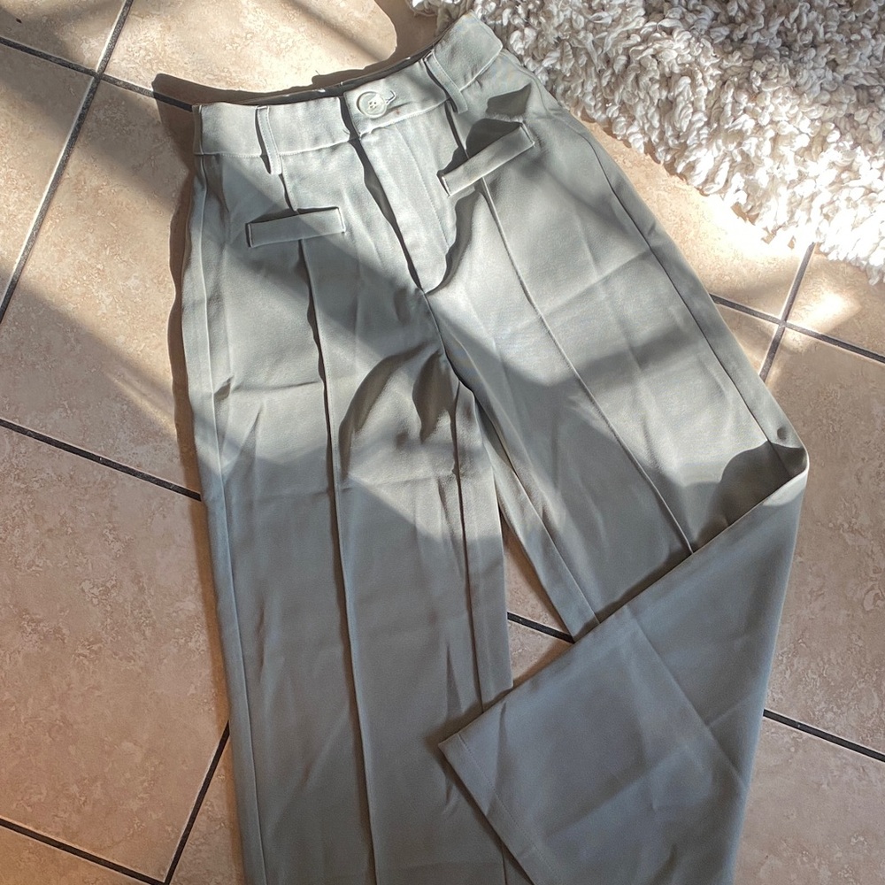 SHEIN Women's petite olive green Pantsuit